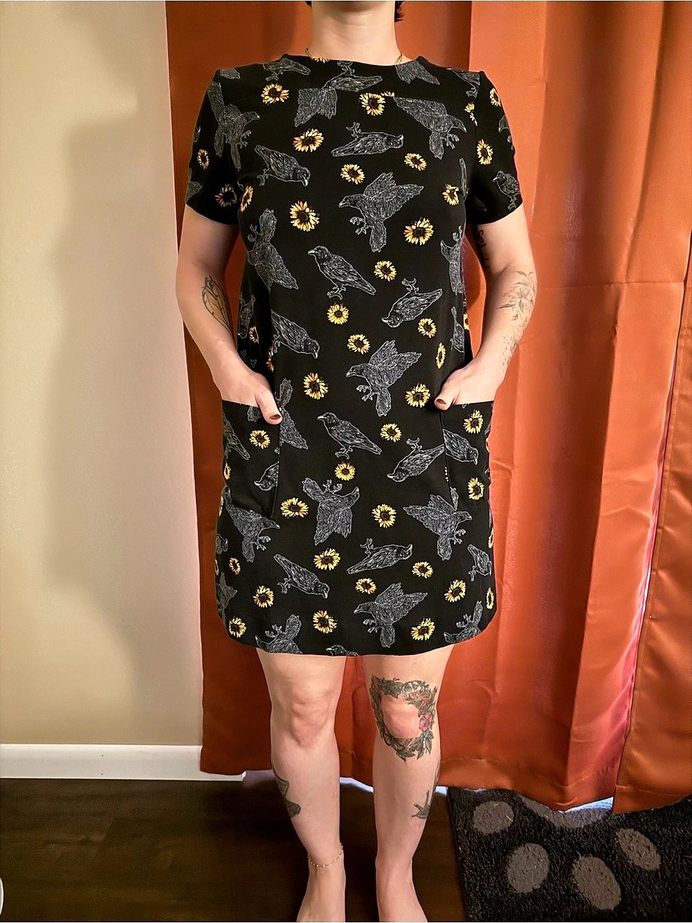 Midnight Hour dark sunflower shift pocket dress  Size Small Like New